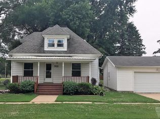 702 NW 4th St, Ogden, IA 50212