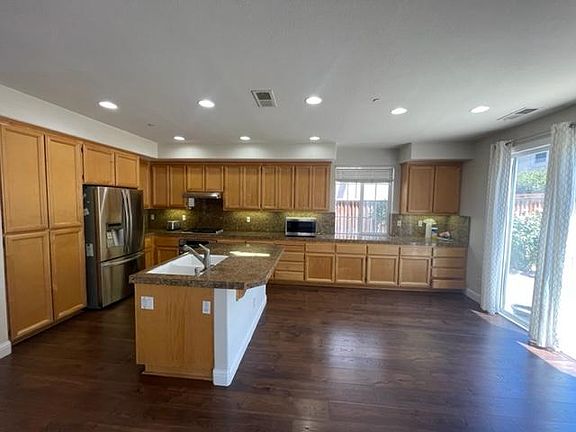 4th image of 34441 Torrey Pine Ln