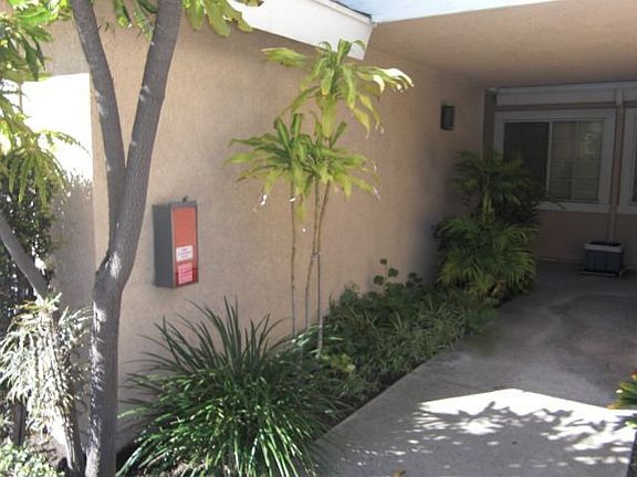 Nice Private Entrance!