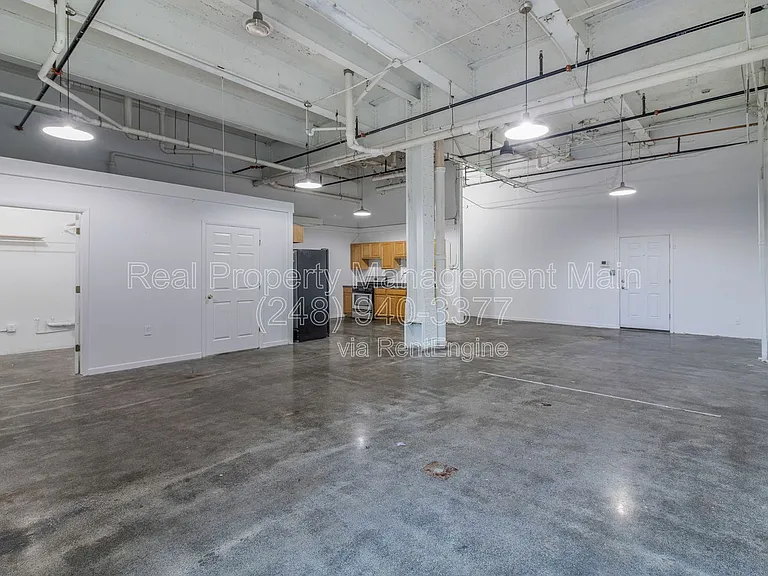 E&B Brewery Lofts — Photo 6