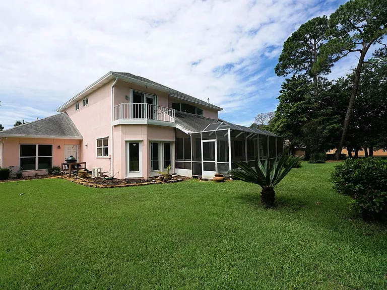 1534 Glenlake Cir — Photo 48