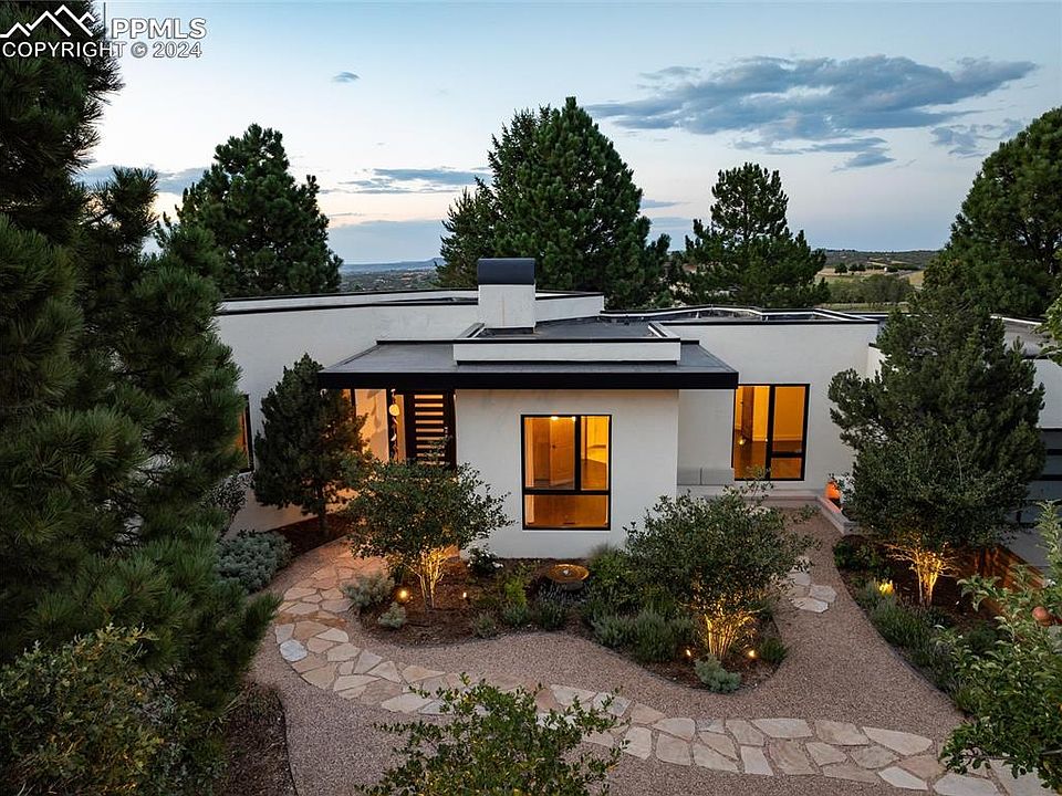 1st image of 3823 Castle Butte Dr