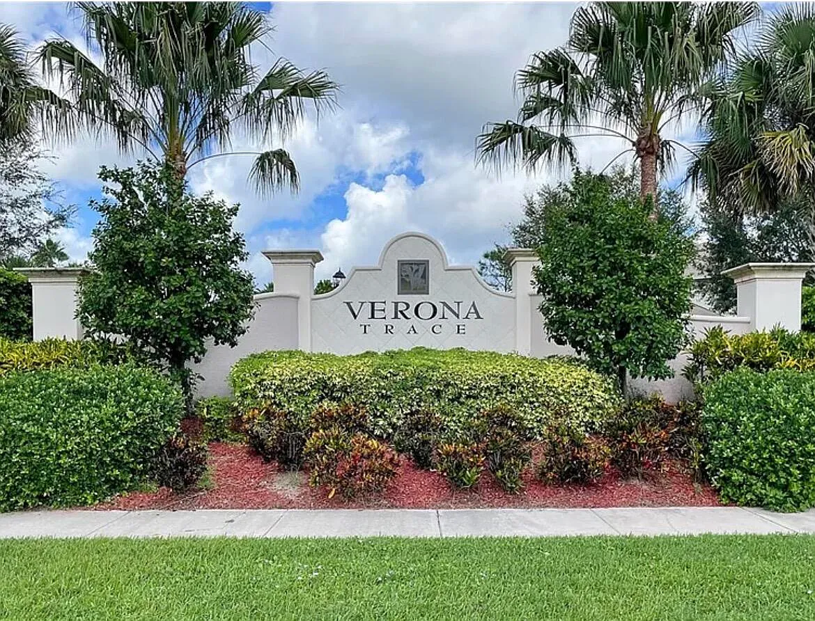 Building Photo - 862 S Verona Trace Dr