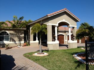 13165 SW 190th Ln, Miami, FL 33177