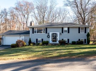 48 Hughey Rd, Scituate, MA 02066