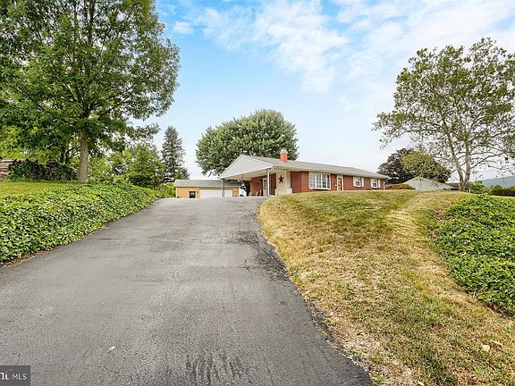 3rd image of 505 N Enola Dr