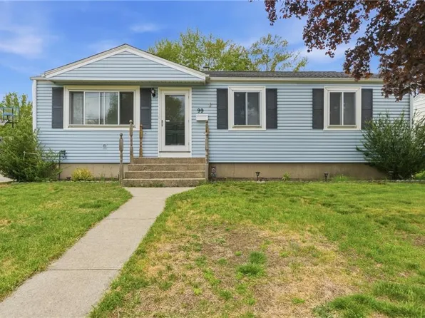 99 Potomac Rd, Warwick, RI 02888