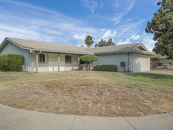 2nd image of 8701 Stonewood Dr