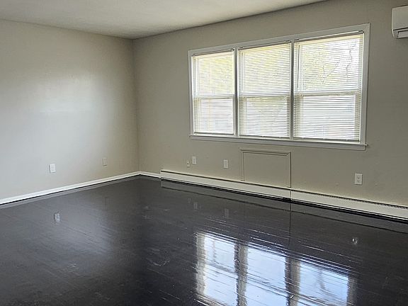 3rd image of 20 Springside Ave APT 2