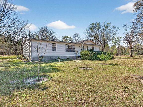 4th image of 835 Balin Rd