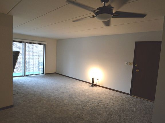4th image of 10354 S Central Ave #3