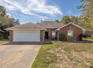 20230 Bluegrass Cir, Flint, TX 75762