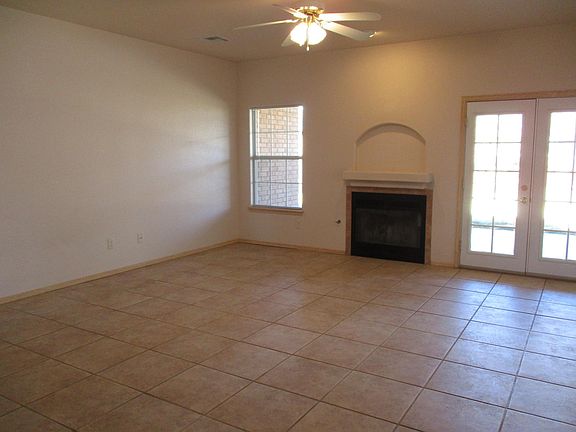 2nd image of 3512 Fernwood Ave