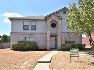 321 Rosewood Ln, Cedar Hill, TX 75104