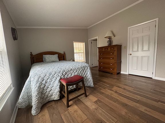 5th image of 4361 Superior Cir #66