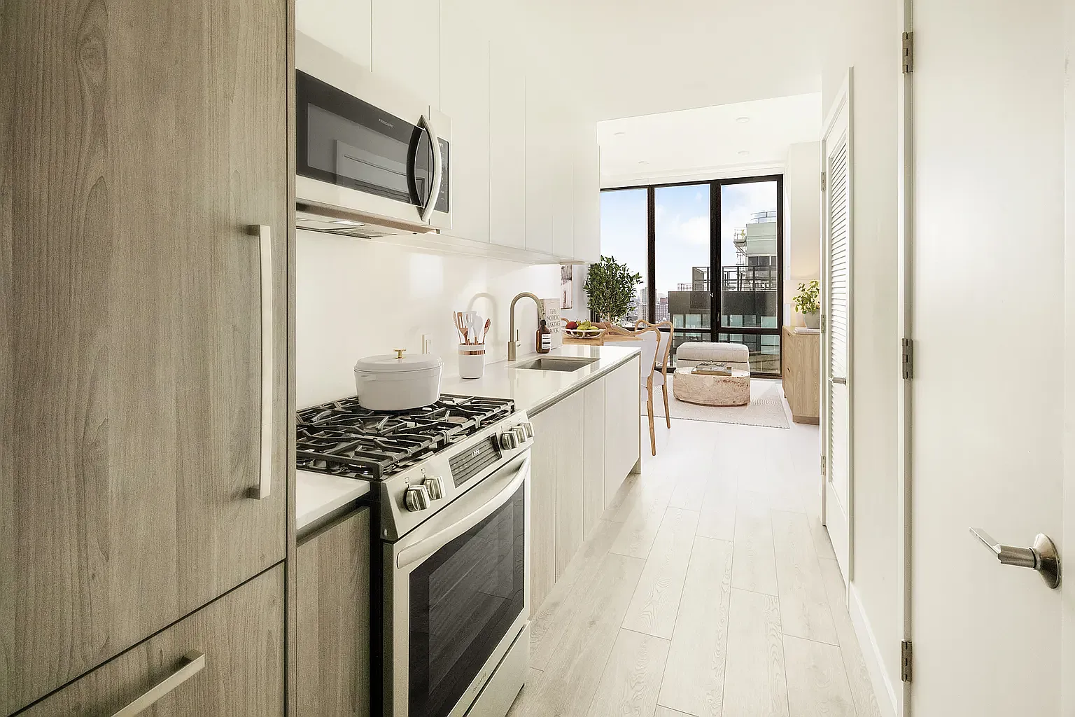 54 Crown Street — Photo 1