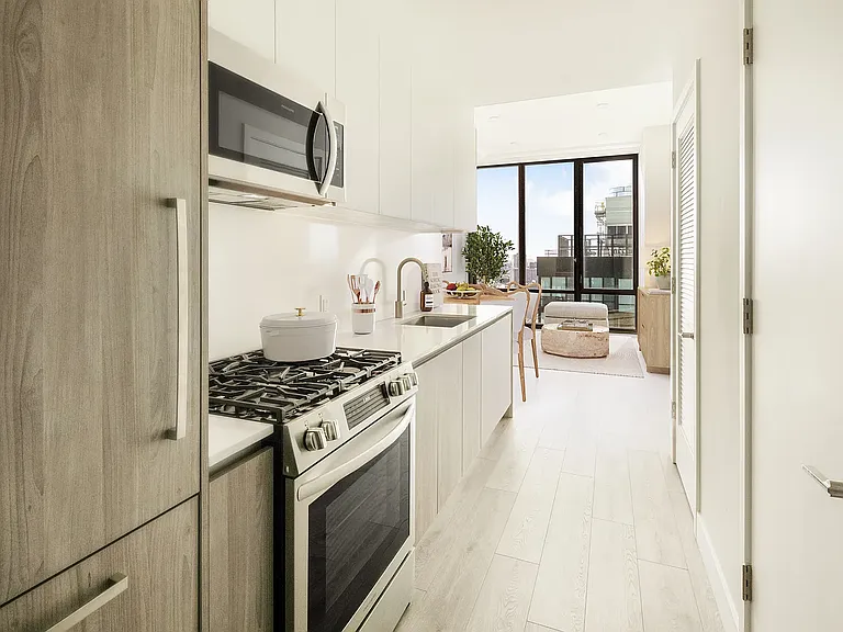 54 Crown St #428 — Photo 3