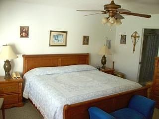 3rd image of 2010 Hullhouse Dr