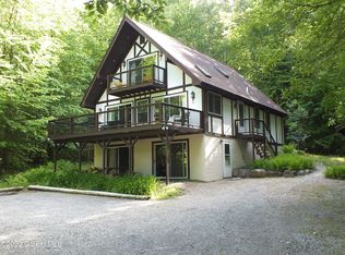 852 Trout Lake Rd, Bolton Landing, NY 12814