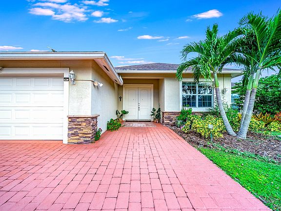 5th image of 3067 SW Segovia Street