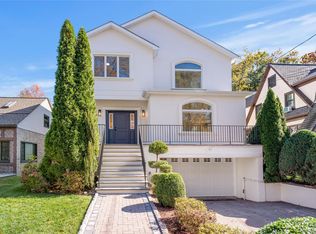 35 Columbia Place, Mount Vernon, NY 10552