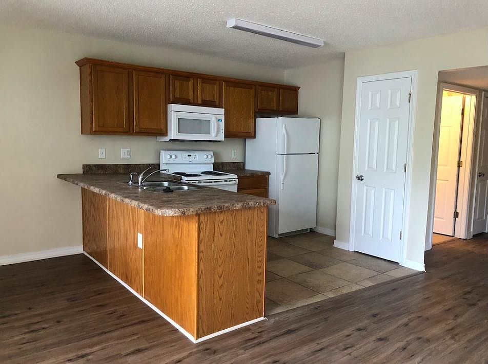 2nd image of 936 Barrow St APT 9
