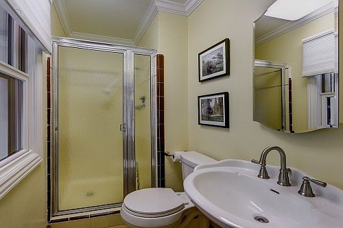 2nd image of 3935 Royal Oak Pl