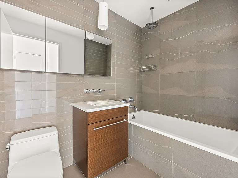 58 Metropolitan Ave #4G — Photo 6