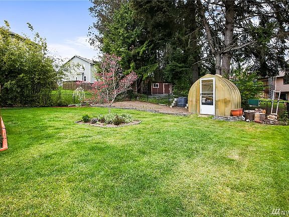 3rd image of 7561 E Sitka Ct