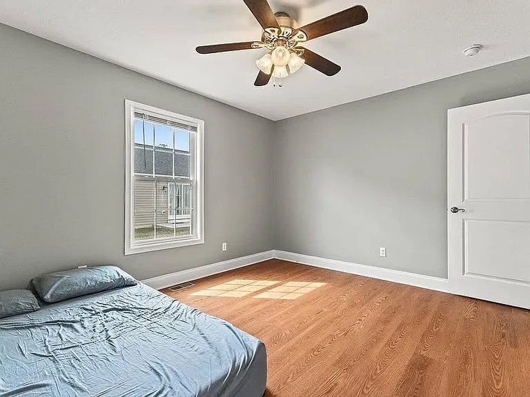 267 Dylan Cir — Photo 18