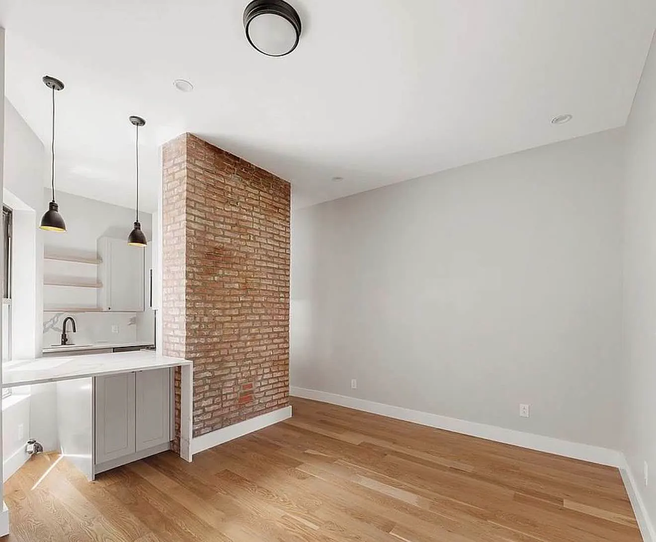 227 Kingsland Avenue — Photo 1