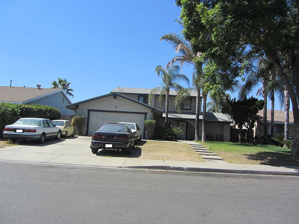 1st image of 1429 N San Diego Pl