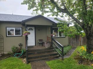 94 S 5th St, Creswell, OR 97426
