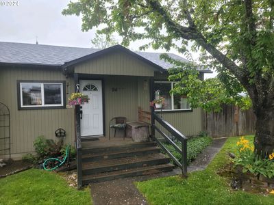 94 S 5th St, Creswell, OR, 97426