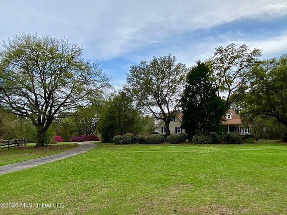 3rd image of 299 Quitman Perry Rd