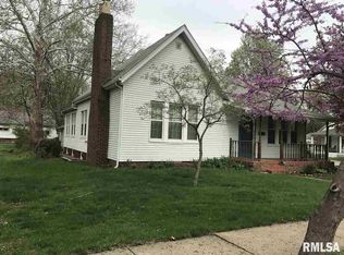 604 S Johnson St, Macomb, IL 61455