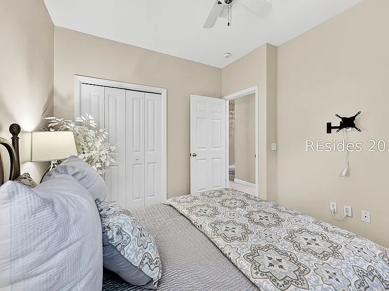 51 E Morgan Ct — Photo 21
