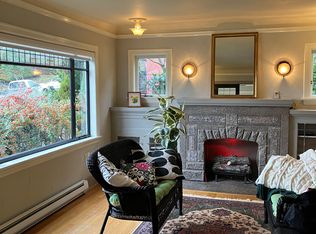 356 N 71st St #TOP, Seattle, WA 98103