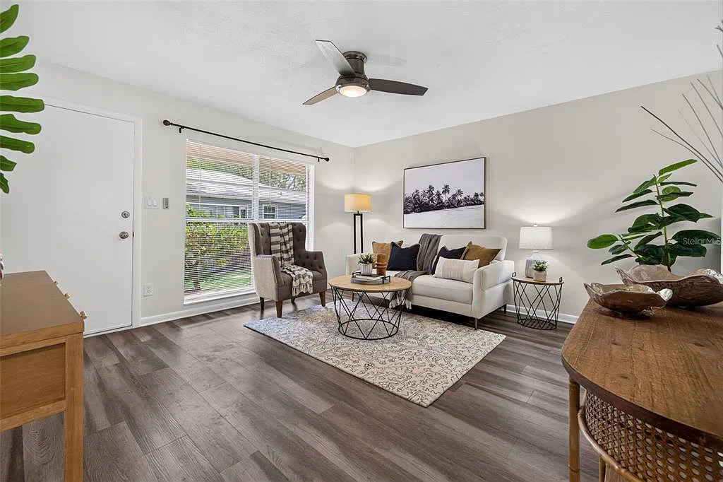 2 bed, 1.0 bath, 783 sqft, $2,500 — Photo 4