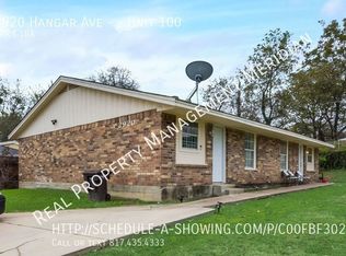 2920 Hanger Ave UNIT 100, Fort Worth, TX 76105