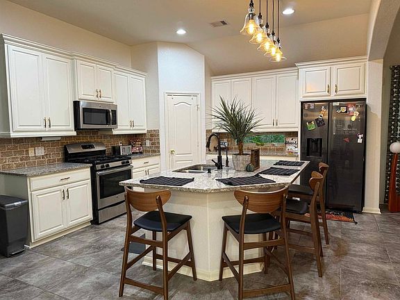2nd image of 19319 Anchor Bay Ln