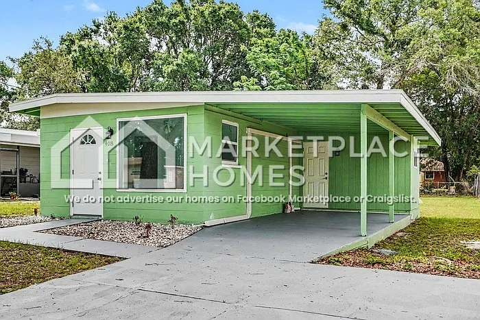 Building Photo - 408 Bassedena Cir N