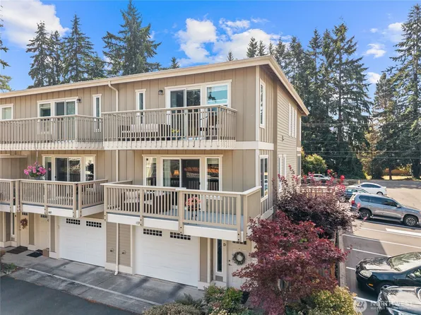 7803 218 Street SW #D, Edmonds, WA 98026