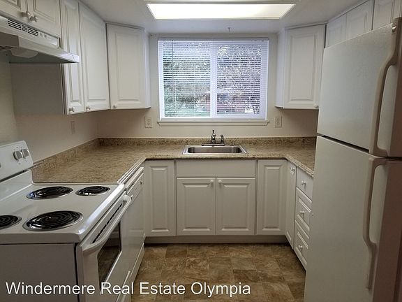 4th image of 1327B Glen Mary Dr SE
