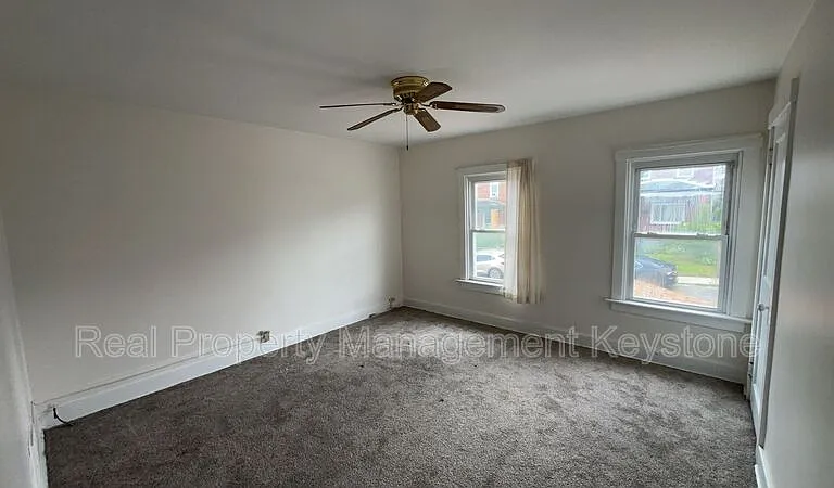 625 Blanton St — Photo 11