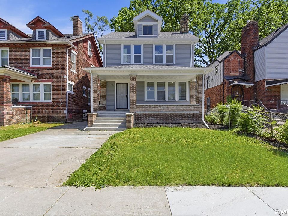 1st image of 2025 Lawrence St