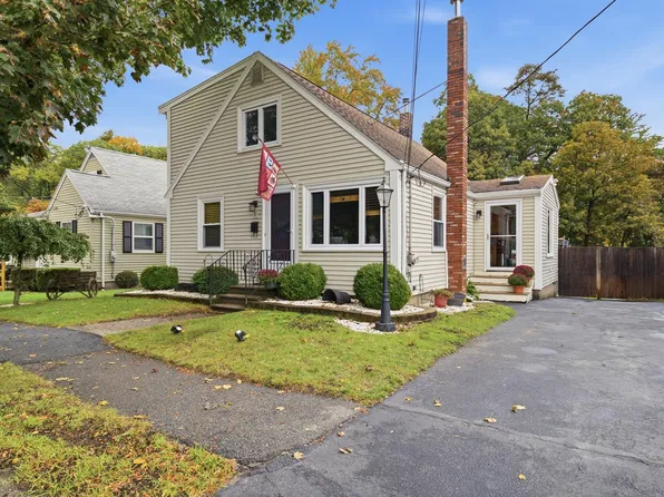 11 Granite Rd, Peabody, MA 01960
