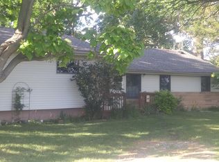 6300 E Mosherville Rd, Jonesville, MI 49250