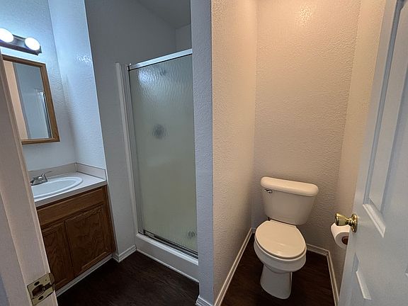 3rd image of 420 Willowridge St #420