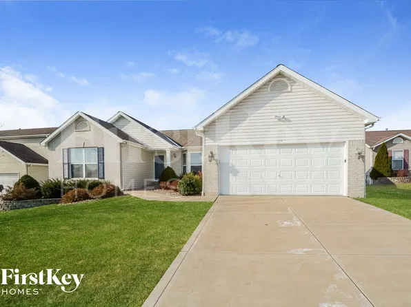 124 Peine Hollow Pl, Wentzville, MO 63385